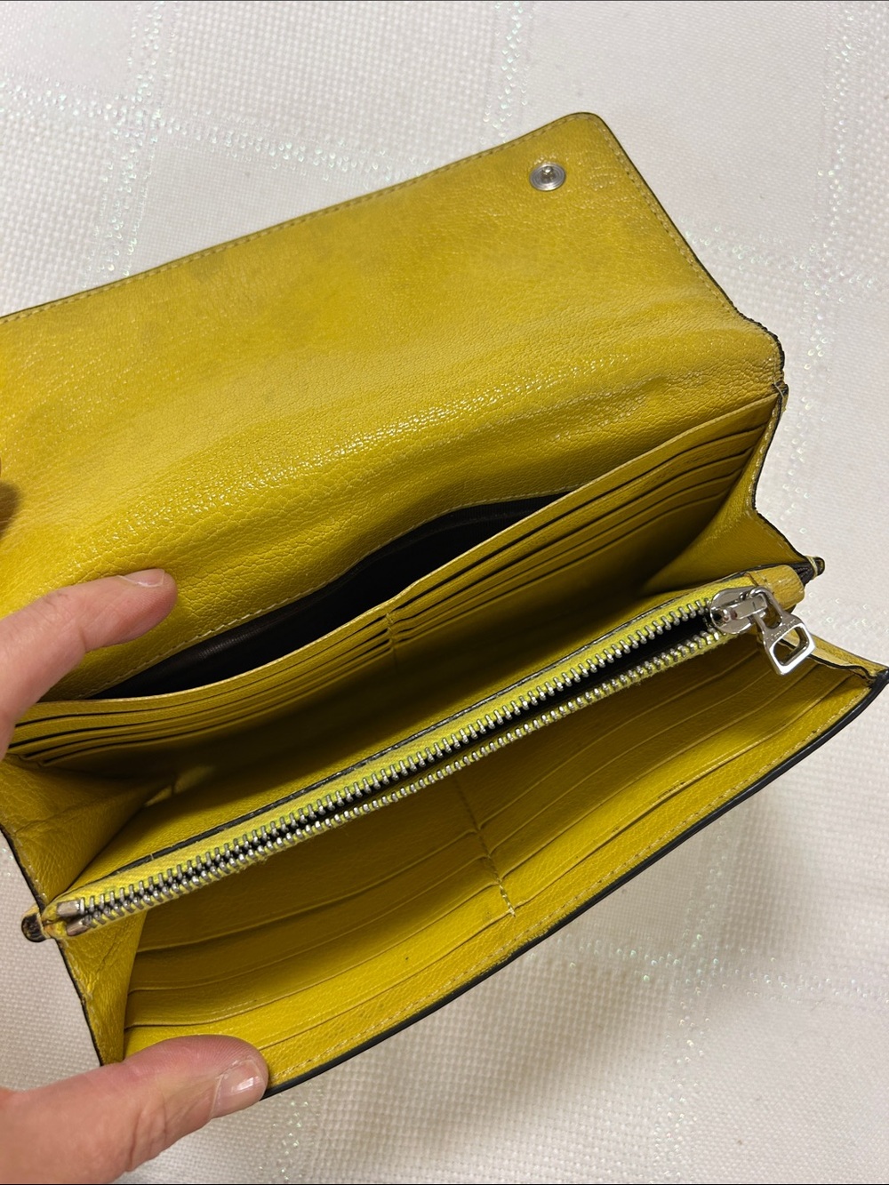 MaxMara Olive-Yellow Leather Fold Wallet image 3